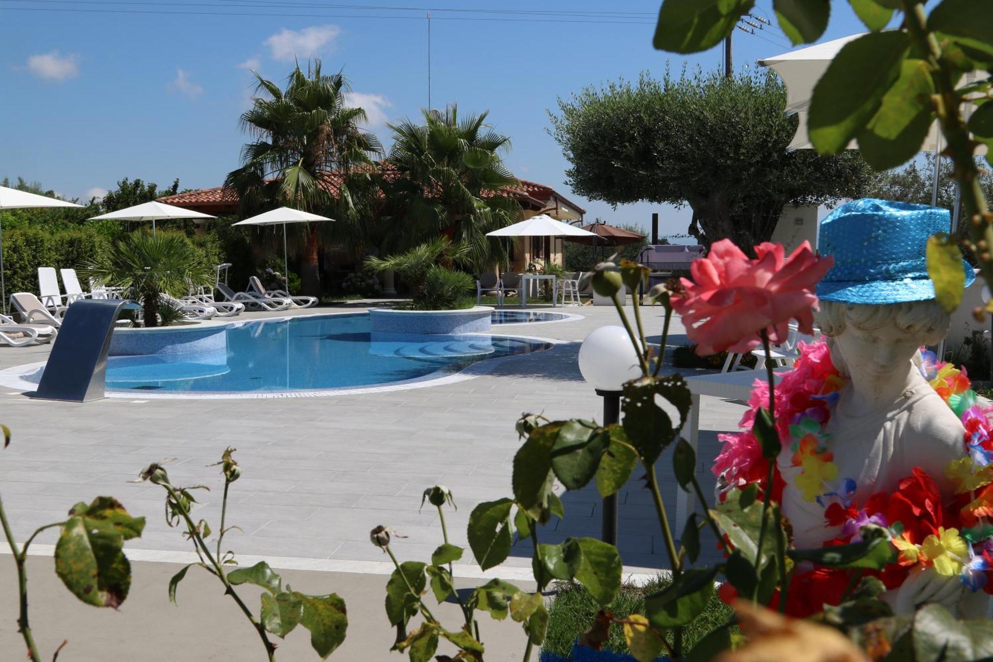 B&B Villa Mery Mileto Exterior photo