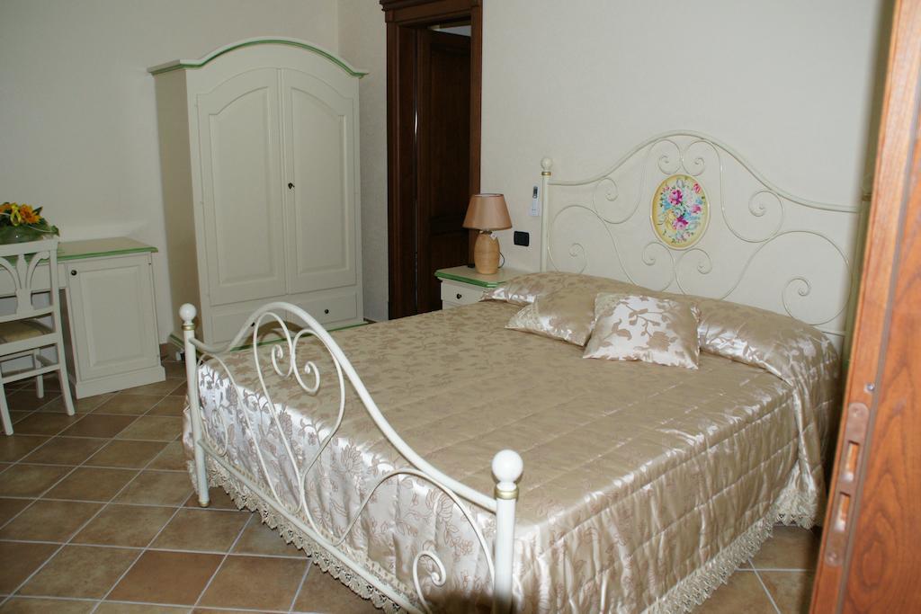 B&B Villa Mery Mileto Room photo