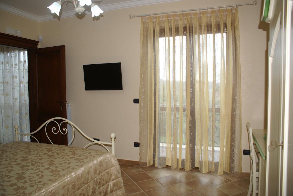 B&B Villa Mery Mileto Room photo